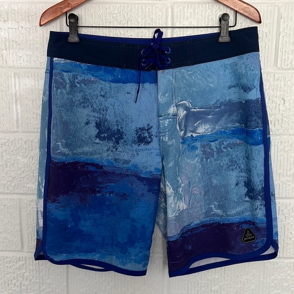 Prana Men’s High Seas BOARDSHORTS - Size 32” waist - Picture 2 of 10
